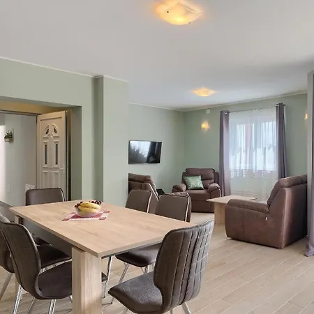 Rose Mocitada Motovun